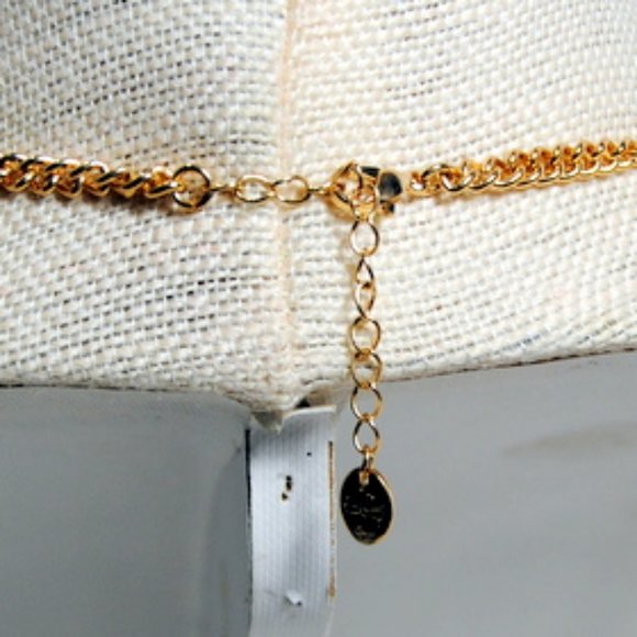 Statement Jewelry Necklace Gold with Red Stones - Picture 5 of 5